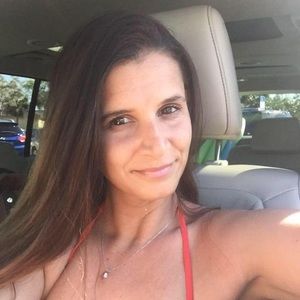 Meet your Posher, Debra